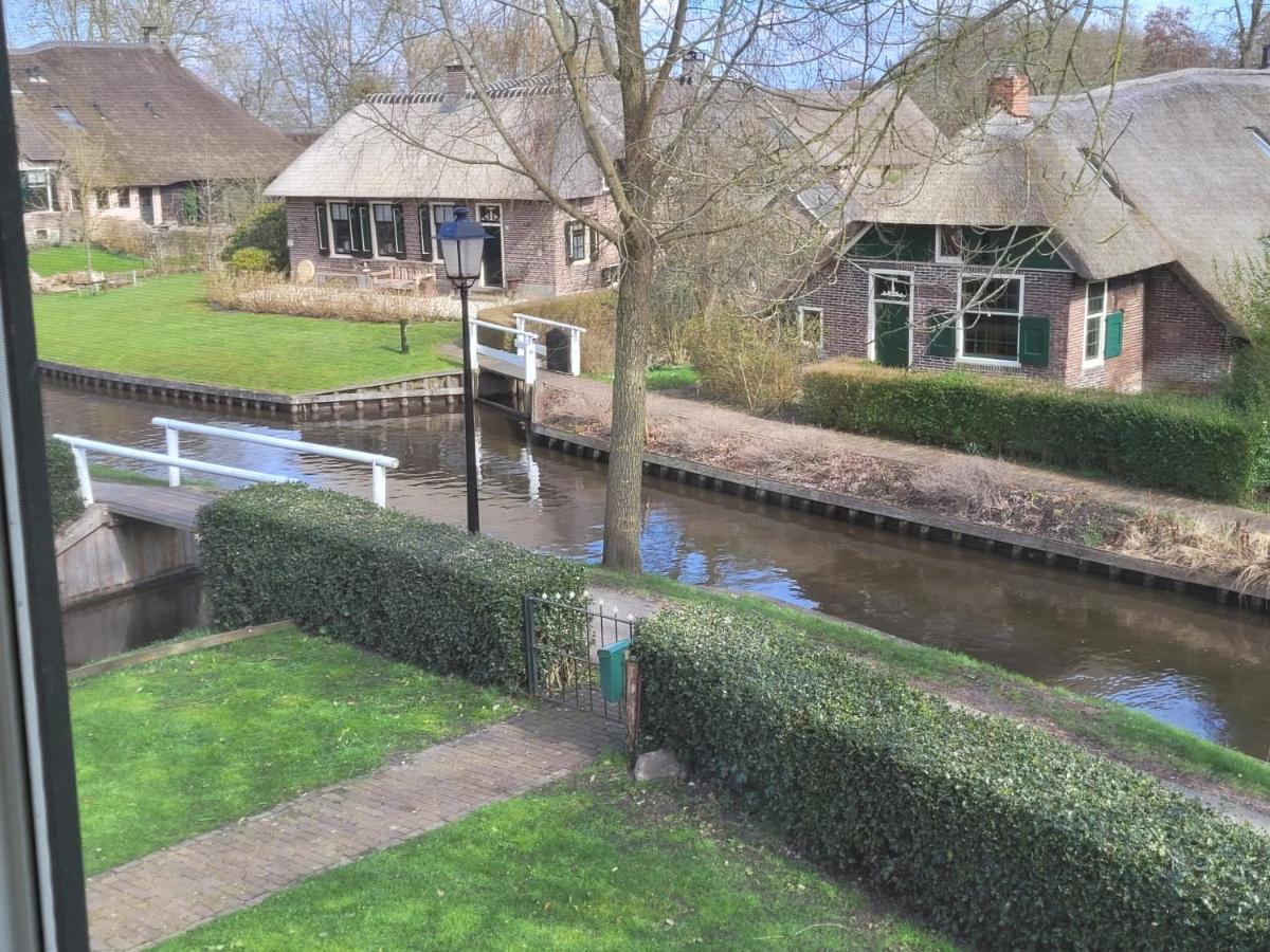 B&B Villa Giethoorn - Canalview, Privacy & Parking Dış mekan fotoğraf